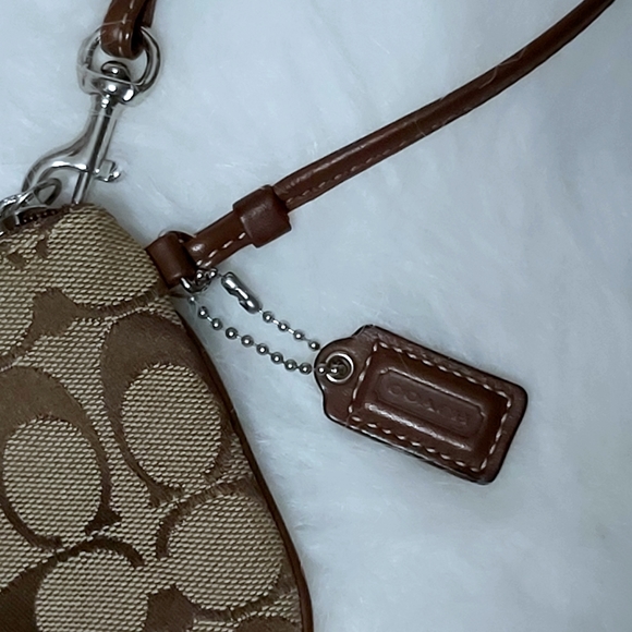 Coach Signature Wristlet in Brown/Tan - Picture 4 of 6